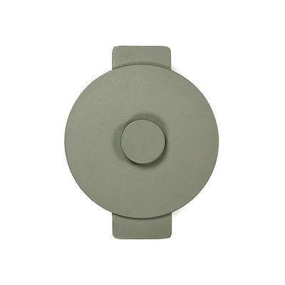 a picture of  Cast Iron Shallow Pot 1.7L on makers and merchants website