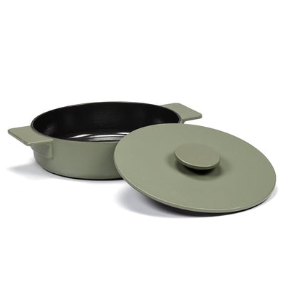 a picture of  Cast Iron Shallow Pot 2.6L on makers and merchants website