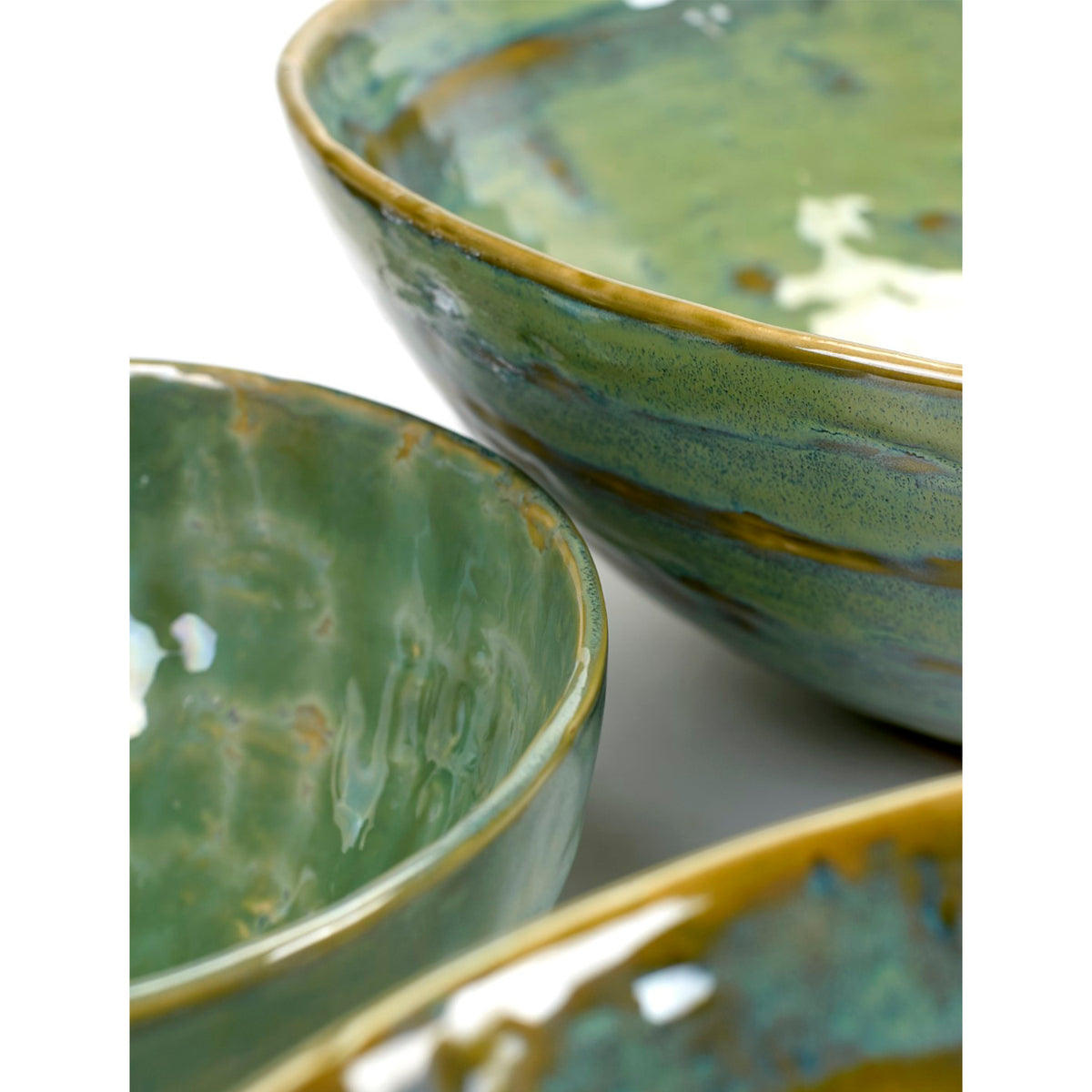 a picture of  Small Footed Bowl on makers and merchants website