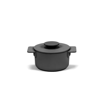 a picture of  Cast Iron Pot 1L on makers and merchants website