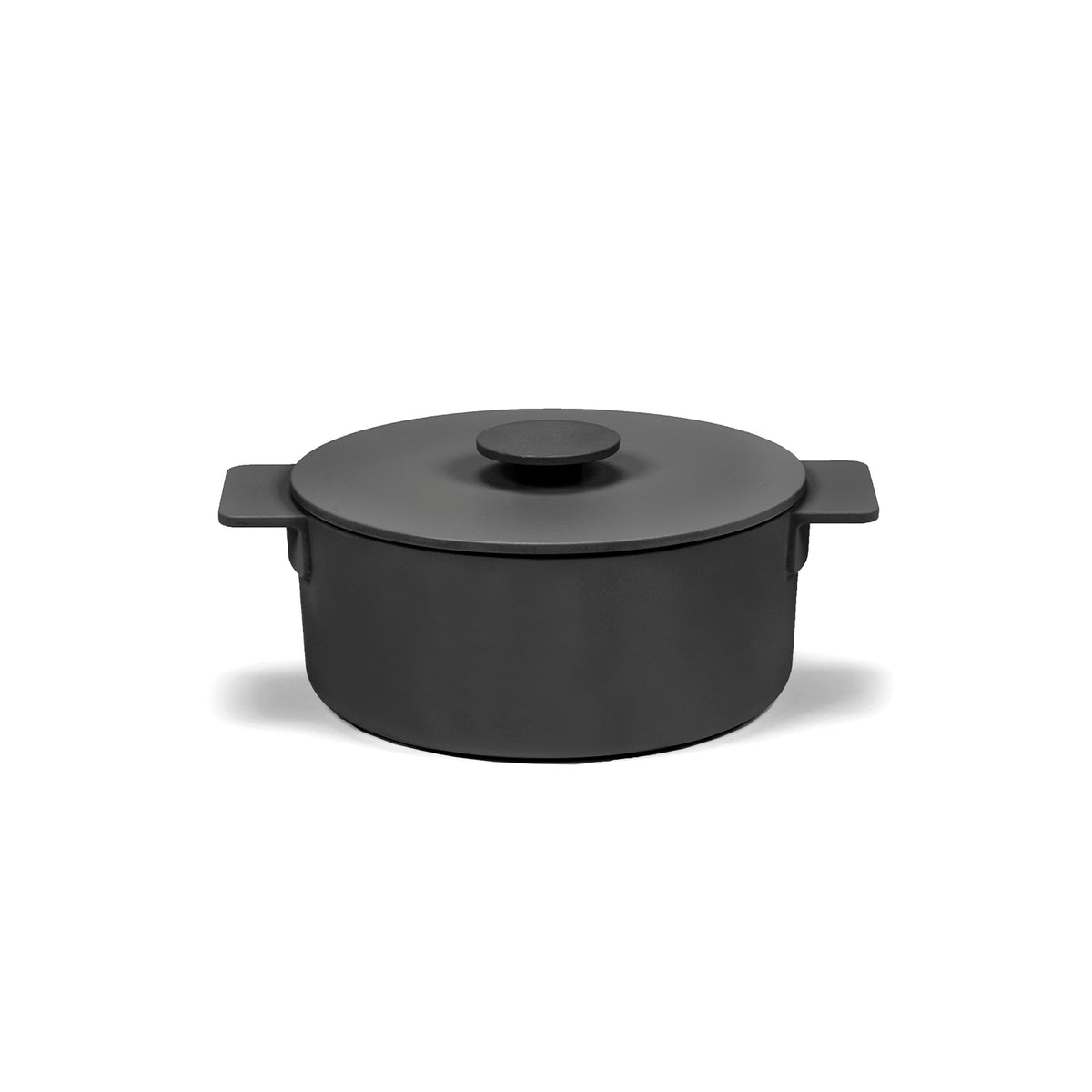 a picture of  Cast Iron Pot 2L on makers and merchants website