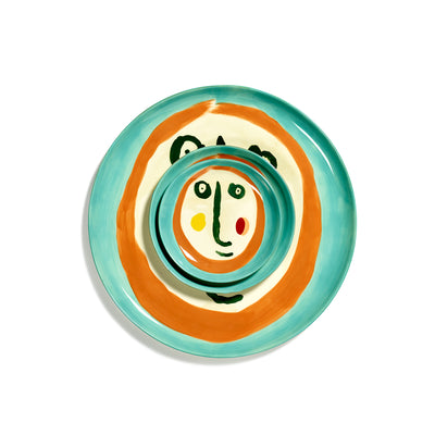 a picture of  Dessert Plate Face 2 on makers and merchants website